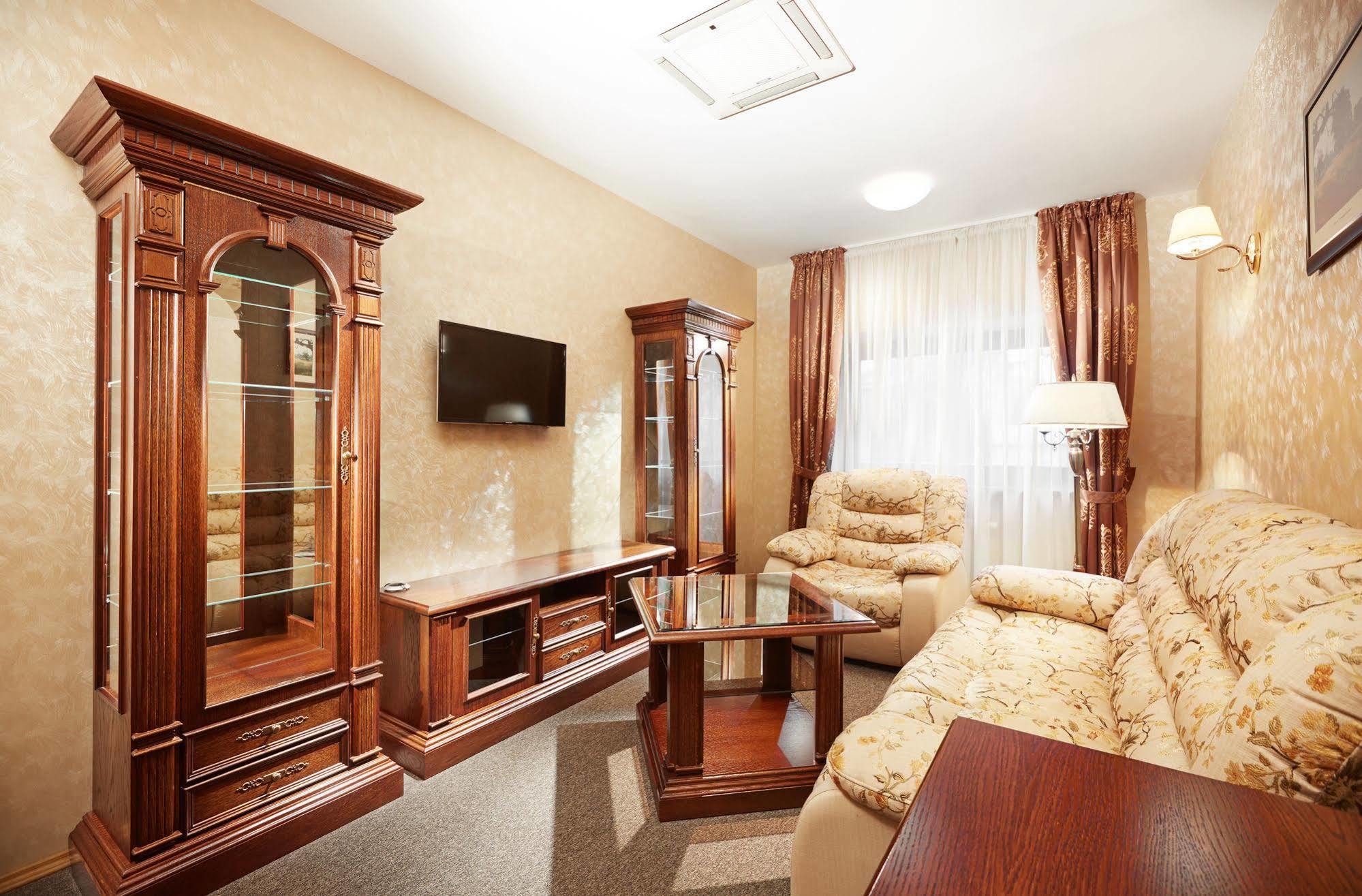Victoria Hotel Na Zamkovoy Минск Екстериор снимка