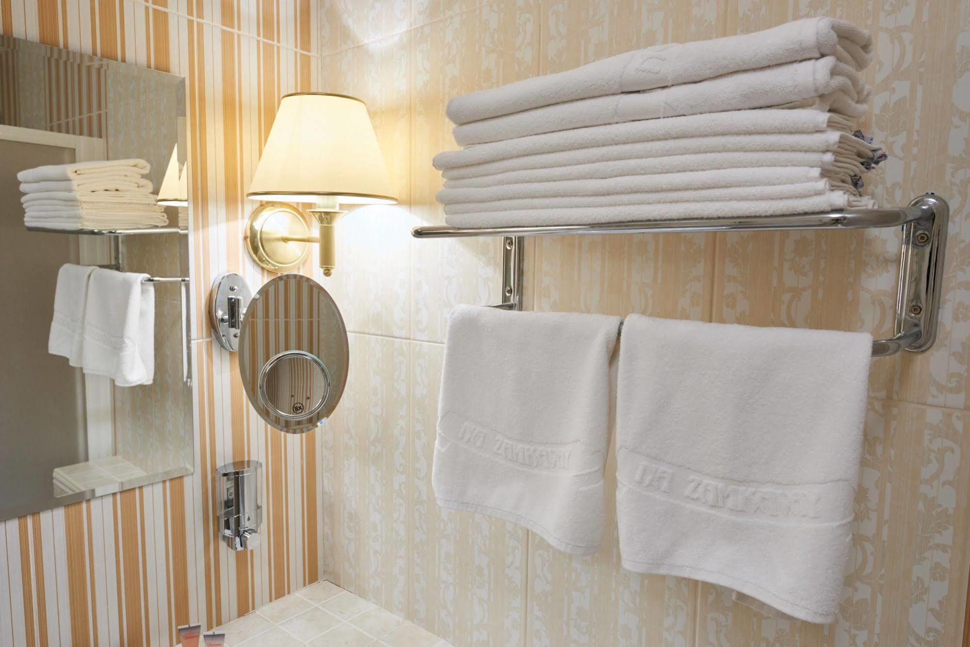 Victoria Hotel Na Zamkovoy Минск Екстериор снимка